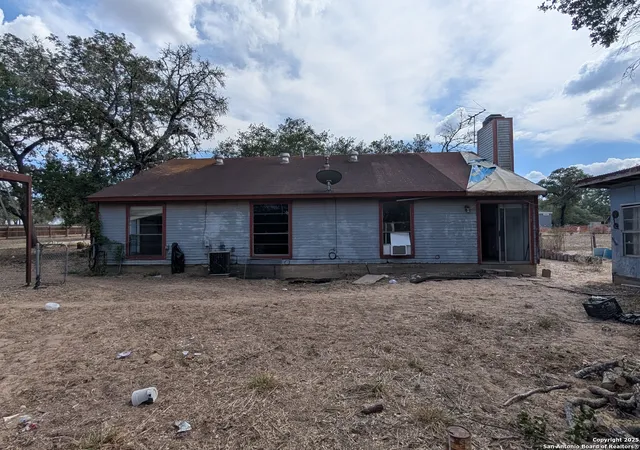 Photo 4 of Sale Pending at 169 Peaceful, San Antonio, TX 78264 | MLS# 1913197 | Listing updated on 2025-10-13