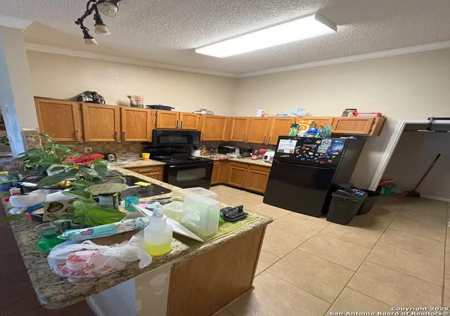 Photo 4 of Single family home for sale at 13815 Woodbreeze, San Antonio, TX 78217 | MLS# 1913215 | Listing updated on 2025-10-17