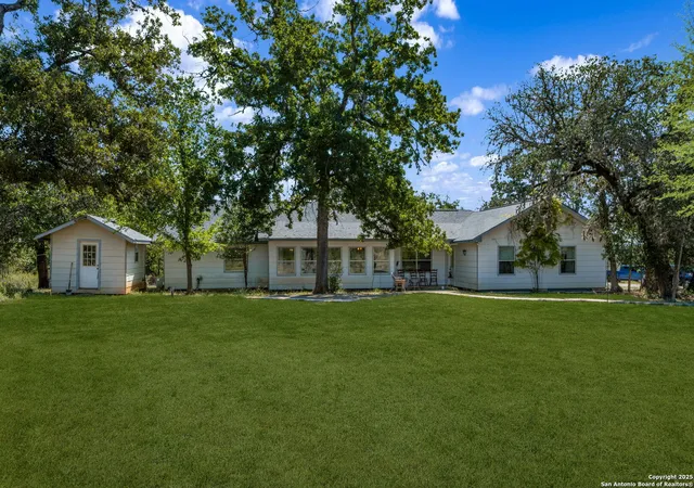 Photo 3 of Single family home for sale at 801 Orchard Park, Medina, TX 78055 | MLS# 1913292 | Listing updated on 2026-03-01