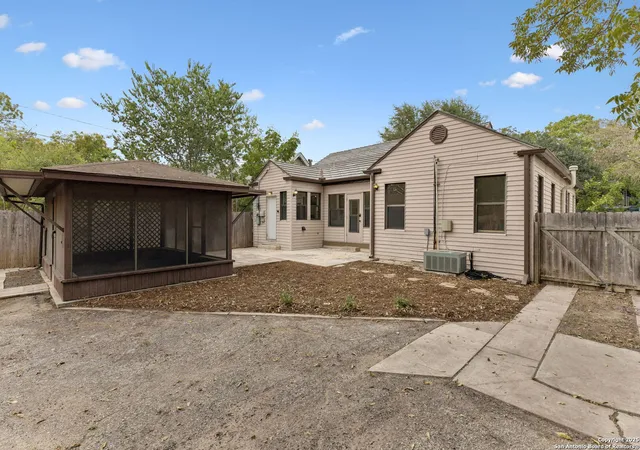 Homes for sale in San Antonio, TX | 122 E Norwood Ct, San Antonio, TX 78212 | MLS# 1913306