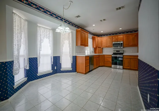 Photo 3 of Single family home for sale at 138 Lehmann, Kerrville, TX 78028 | MLS# 1913372 | Listing updated on 2026-01-20