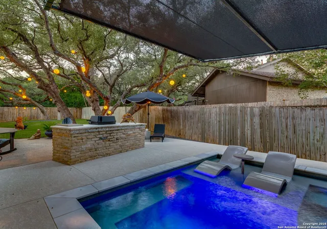Homes for sale in San Antonio, TX | 2814 Whisper Hill Street, San Antonio, TX 78230 | MLS# 1913374