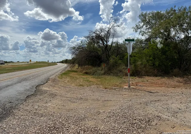5th image of 220 County Road 4401, Dilley, TX 78017 | MLS# 1913405