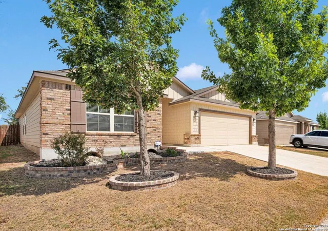 Photo 3 of Single family home for sale at 5407 Pearl Valley, San Antonio, TX 78242 | MLS# 1913415 | Listing updated on 2026-06-09