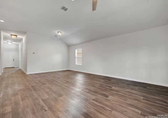 Photo 4 of Single family home for sale at 5407 Pearl Valley, San Antonio, TX 78242 | MLS# 1913415 | Listing updated on 2026-06-09