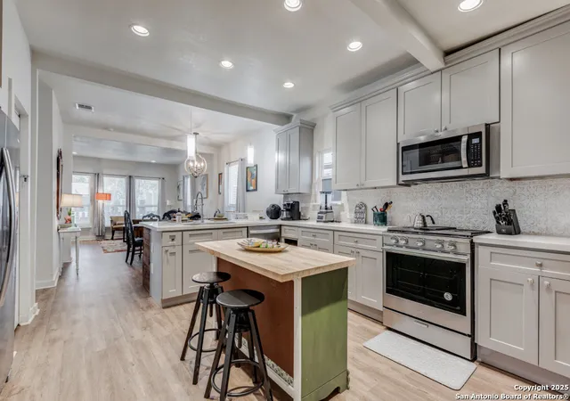 4th image of 115 Sharer, San Antonio, TX 78208 | MLS# 1913436
