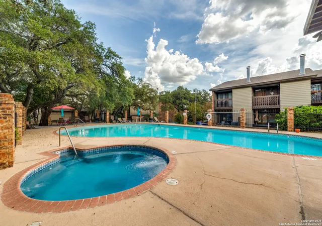 34th image of 11815 Vance Jackson #E-501, San Antonio, TX 78230 | MLS# 1913448