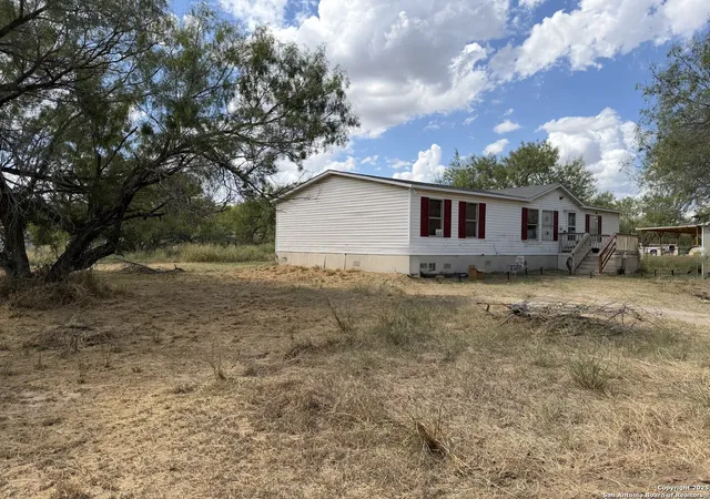 Manufactured home for sale at 16935 Borregas, Elmendorf, TX 78112 | MLS# 1913450