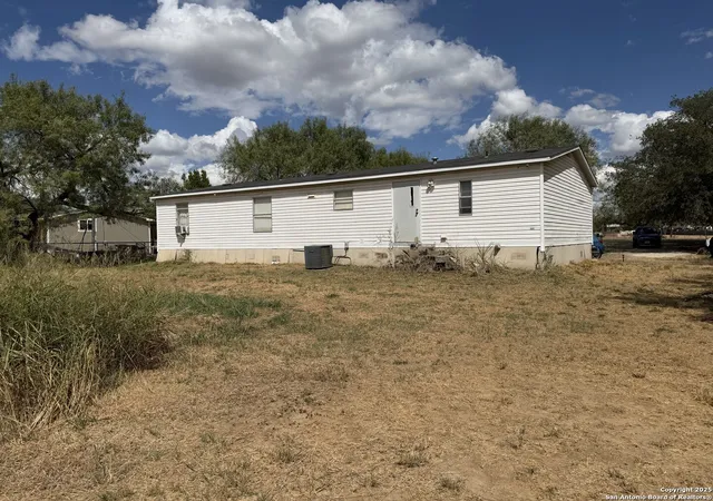 Photo 1 of Manufactured home for sale at 16935 Borregas, Elmendorf, TX 78112 | MLS# 1913450 | Listing updated on 2025-10-11