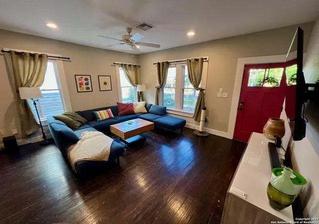 Photo 4 of Single family home for sale at 426 Hays, San Antonio, TX 78202 | MLS# 1913452 | Listing updated on 2026-03-26