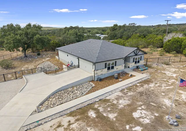 2nd image of 118 Red Tail, Spring Branch, TX 78070 | MLS# 1913463
