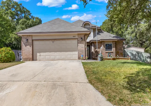 Photo 2 of Sale Pending at 8307 Timber Cabin, San Antonio, TX 78250 | MLS# 1913470 | Listing updated on 2025-12-10