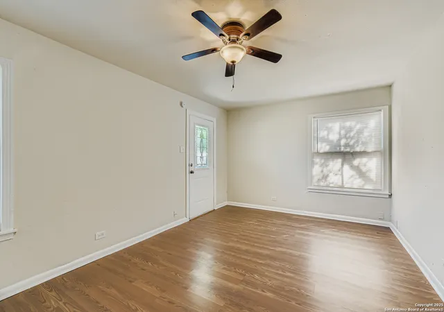 Photo 3 of Sale Pending at 514 Fresno, San Antonio, TX 78212 | MLS# 1913480 | Listing updated on 2025-11-26