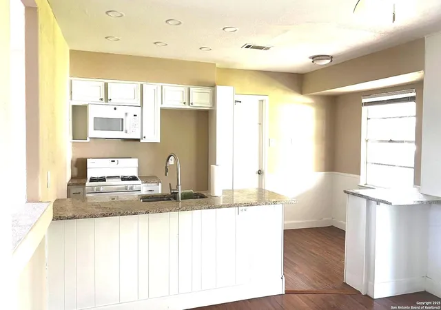 Photo 3 of Single family home for sale at 4435 Summer Wind, San Antonio, TX 78217 | MLS# 1913551 | Listing updated on 2025-11-14