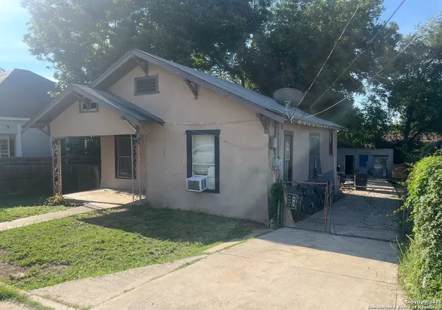 Photo 3 of Single family home for sale at 302 Regina, San Antonio, TX 78223 | MLS# 1913616 | Listing updated on 2026-05-15