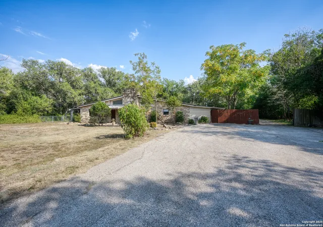 4th image of 98 Windmill, Shavano Park, TX 78231 | MLS# 1913620