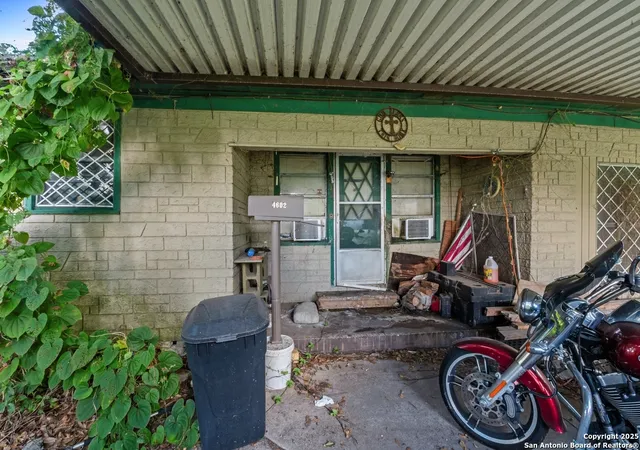 3rd image of 4602 Roosevelt, Groves, TX 77619 | MLS# 1913635