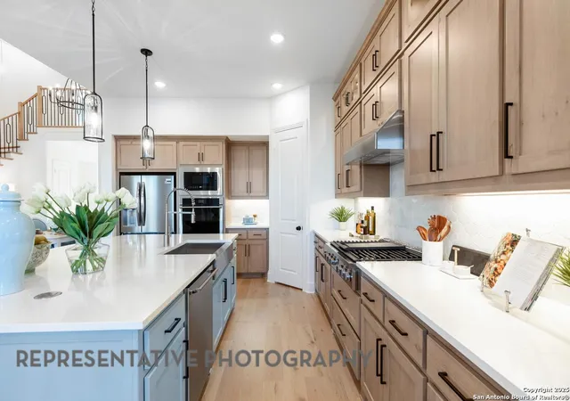 Photo 2 of Sale Pending at 101 Rainwater Creek, Boerne, TX 78006 | MLS# 1913649 | Listing updated on 2025-10-20