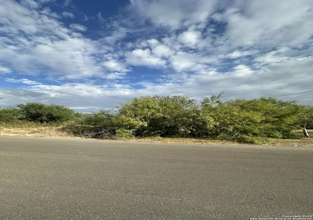 Photo 3 of Land for sale at 718 Hampton, San Antonio, TX 78220 | MLS# 1913720 | Listing updated on 2025-10-19