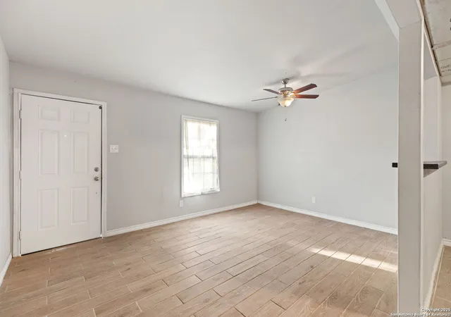 Photo 4 of Single family home for sale at 338 Surrels, San Antonio, TX 78228 | MLS# 1913721 | Listing updated on 2026-02-23