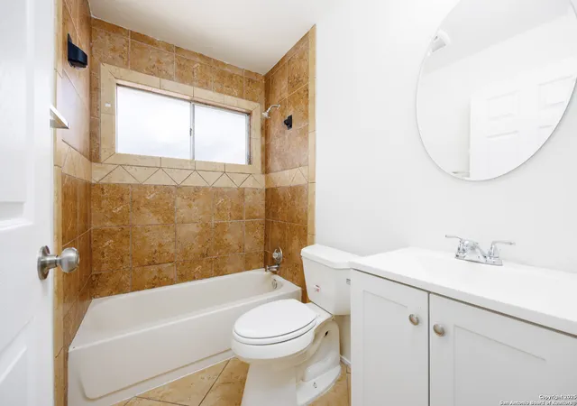 Photo 3 of Single family home for sale at 4254 Summer Sun, San Antonio, TX 78217 | MLS# 1913772 | Listing updated on 2025-10-21