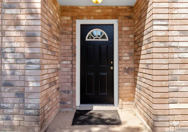 Photo 3 of Sale Pending at 9219 Jorwoods, San Antonio, TX 78250 | MLS# 1913786 | Listing updated on 2025-11-04