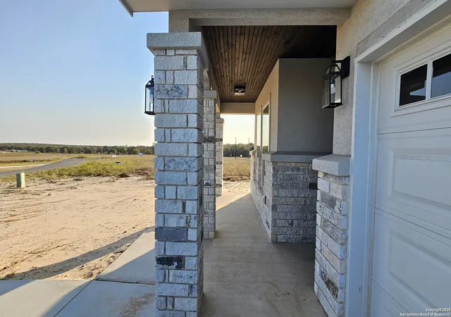 Photo 4 of Single family home for sale at 174 Pine Valley, La Vernia, TX 78121 | MLS# 1913801 | Listing updated on 2026-02-01