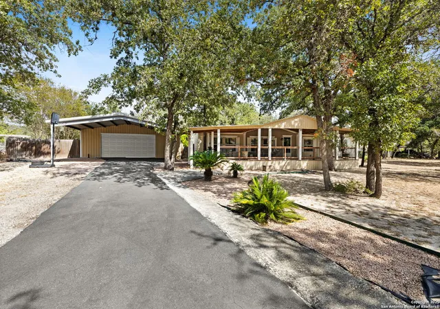 1st image of 197 Mil Encinos, Adkins, TX 78101 | MLS# 1913808
