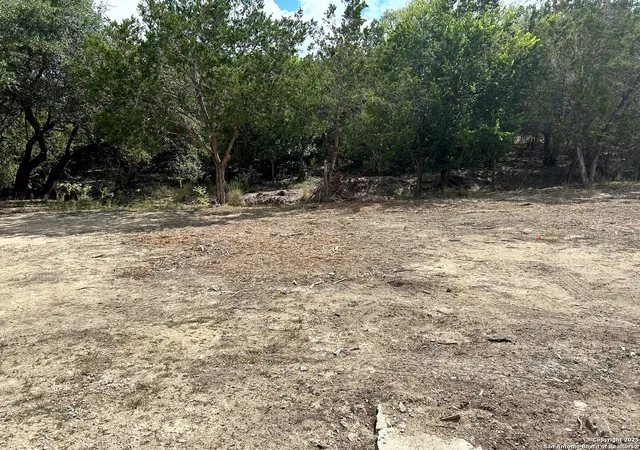 Photo 4 of Sale Pending at 192 Ute Trl, Bandera, TX 78003 | MLS# 1913824 | Listing updated on 2026-01-09