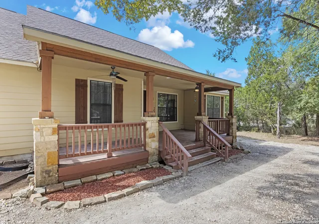 Photo 4 of Sale Pending at 2015 Rocky Ridge, Canyon Lake, TX 78133 | MLS# 1913831 | Listing updated on 2026-02-14