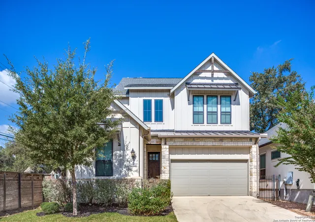 Photo 1 of Sale Pending at 11303 Cottage Grv, San Antonio, TX 78230 | MLS# 1913850 | Listing updated on 2025-11-05