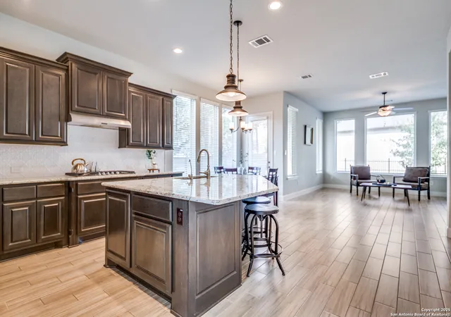 Photo 4 of Sale Pending at 11303 Cottage Grv, San Antonio, TX 78230 | MLS# 1913850 | Listing updated on 2025-11-05