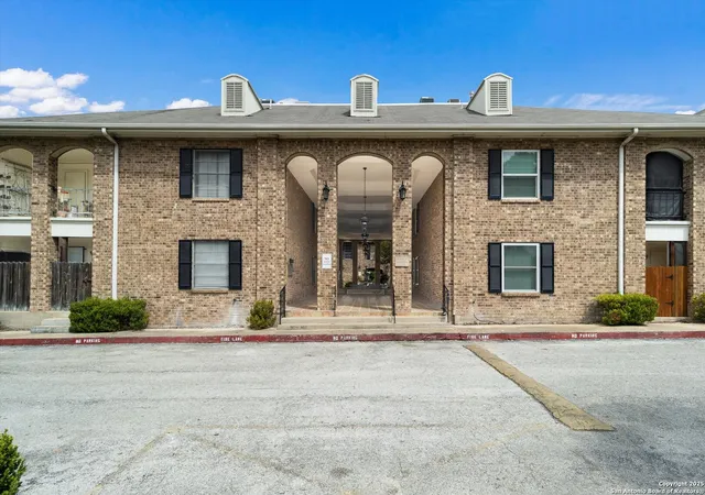 Photo 1 of Sale Pending at 1819 Babcock Rd #505, San Antonio, TX 78229 | MLS# 1913851 | Listing updated on 2025-10-20