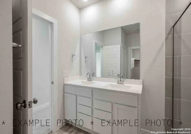 Photo 4 of Sale Pending at 5635 Frederick Blf, Von Ormy, TX 78073 | MLS# 1913852 | Listing updated on 2025-11-07