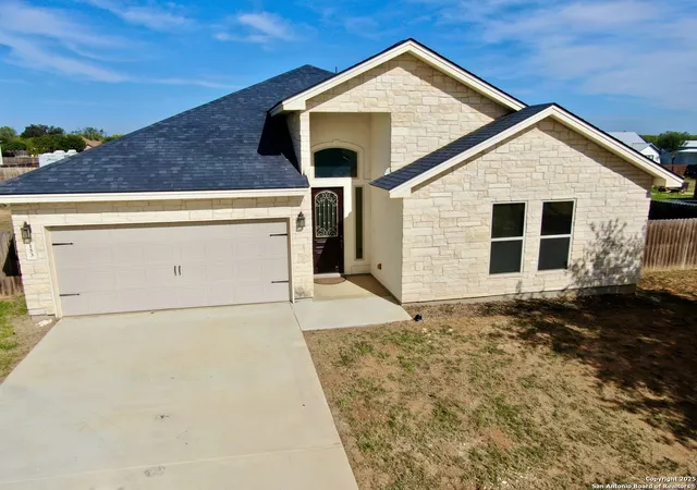 4th image of 153 Medium Meadow, Lytle, TX 78052 | MLS# 1913854