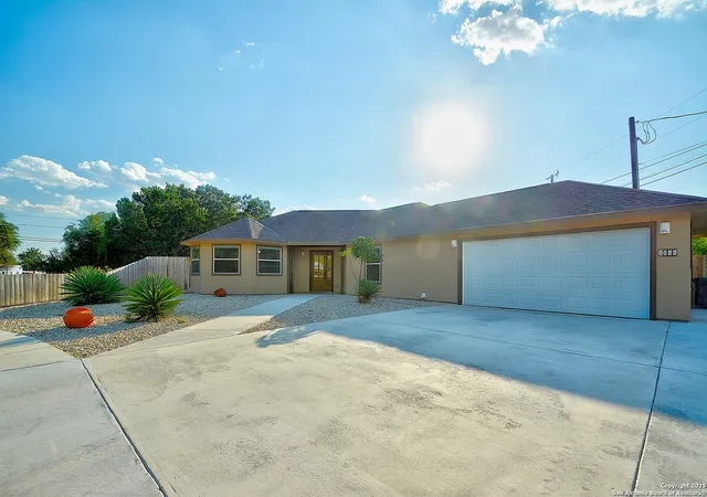 1st image of 1846 White Tail Ln, Bandera, TX 78003 | MLS# 1913864