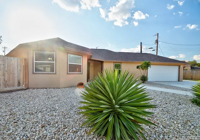 56th image of 1846 White Tail Ln, Bandera, TX 78003 | MLS# 1913864