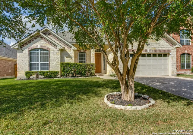 Photo 1 of Sale Pending at 25940 Stone Cyn, San Antonio, TX 78260 | MLS# 1913892 | Listing updated on 2025-11-20