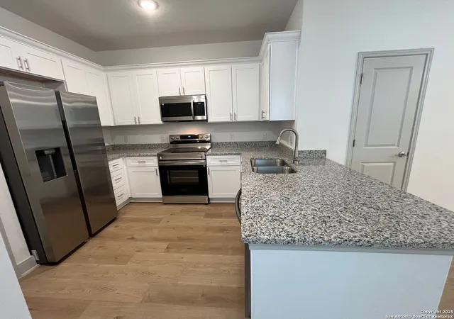 Photo 3 of Single family home for sale at 7537 Briarwood Pass #102, San Antonio, TX 78252 | MLS# 1913915 | Listing updated on 2026-03-31