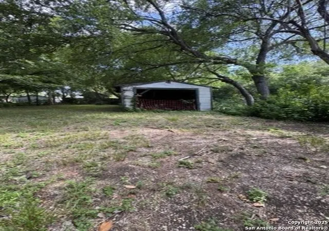 Photo 3 of Single family home for sale at 449 E Young, San Antonio, TX 78214 | MLS# 1913916 | Listing updated on 2025-10-20