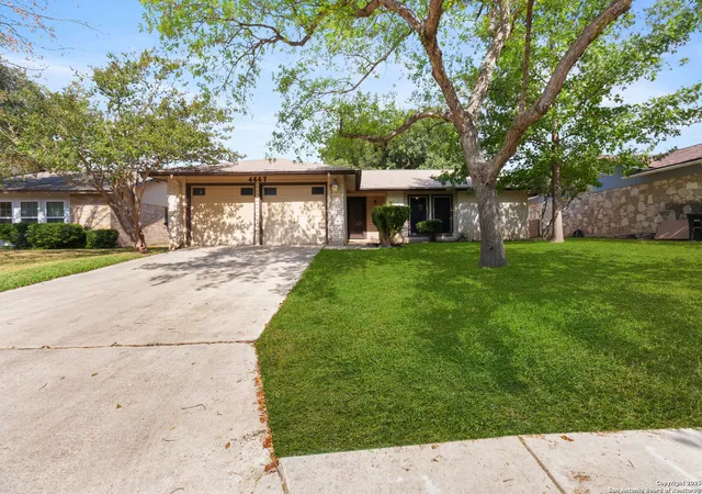 Photo 3 of Sale Pending at 4667 Misty Run, San Antonio, TX 78217 | MLS# 1913919 | Listing updated on 2025-10-21