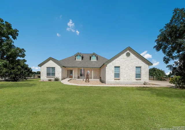 Photo 2 of Single family home for sale at 1205 County Road 4516, Castroville, TX 78009 | MLS# 1913970 | Listing updated on 2026-04-07