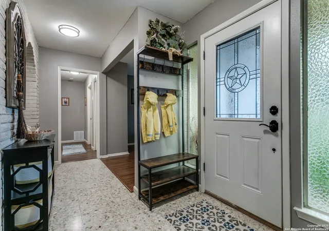 Photo 4 of Sale Pending at 2037 Adobe Trl, San Antonio, TX 78232 | MLS# 1914013 | Listing updated on 2025-11-17
