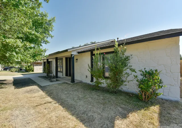 2nd image of 1010 Mercer, San Antonio, TX 78245 | MLS# 1914023