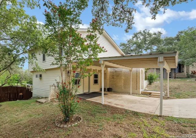 Photo 3 of Sale Pending at 11526 Clifton Frg, San Antonio, TX 78230 | MLS# 1914085 | Listing updated on 2026-01-05
