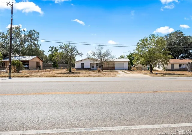 4th image of 19239 Mcdonald, Lytle, TX 78052 | MLS# 1914119
