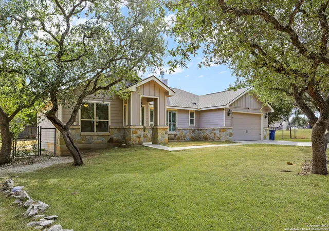 Photo 2 of Sale Pending at 1572 Cougar, Canyon Lake, TX 78133 | MLS# 1914156 | Listing updated on 2026-02-08
