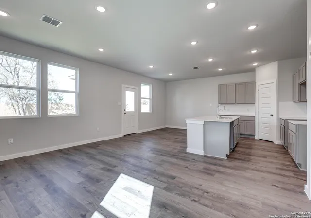 Photo 3 of Sale Pending at 5639 Frederick Blf, Von Ormy, TX 78073 | MLS# 1914170 | Listing updated on 2025-12-12