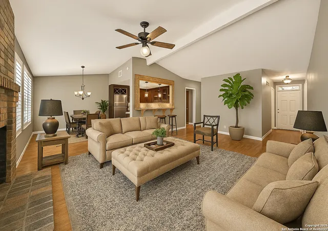 Photo 2 of Single family home for sale at 824 Garden Meadow, Universal City, TX 78148 | MLS# 1914191 | Listing updated on 2025-10-29
