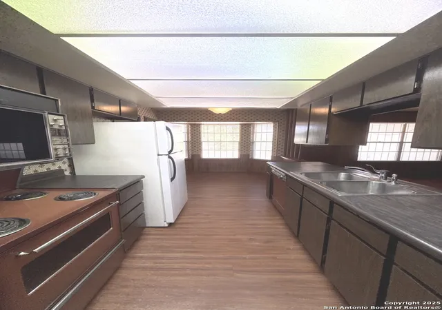 Photo 3 of Single family home for sale at 5519 Crystal Valley, San Antonio, TX 78242 | MLS# 1914227 | Listing updated on 2025-11-23